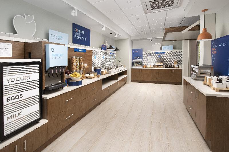 Holiday Inn Express & Suites - North Brunswick By Ihg מראה חיצוני תמונה